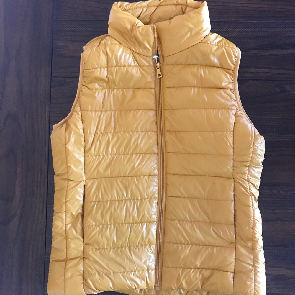 Mustard Quilted Padded Vest - Picture 11 of 11